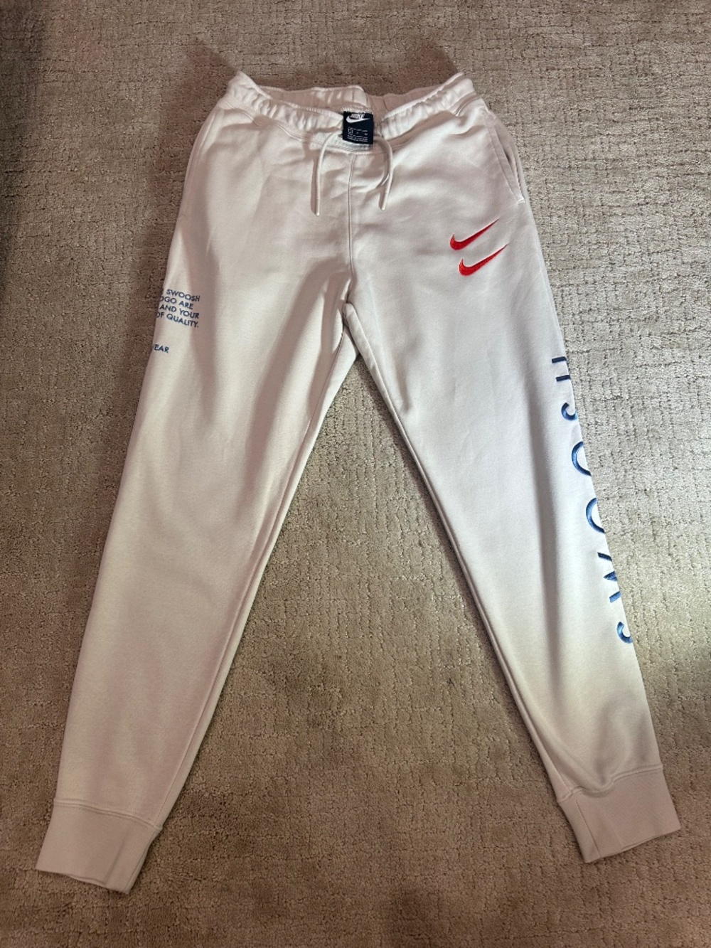 Nike - Picture 6 of 7